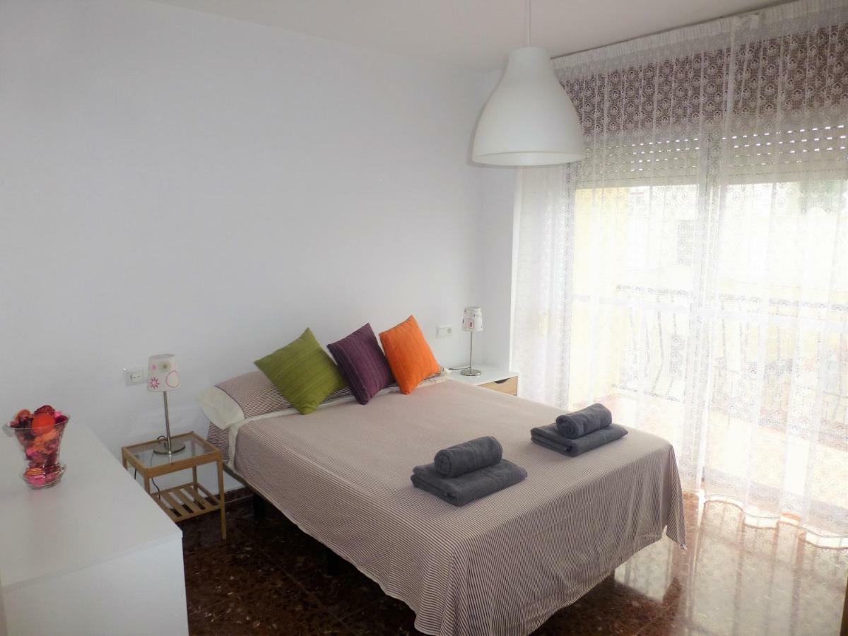 Apartamento Centrico Y Luminoso エステポナ エクステリア 写真