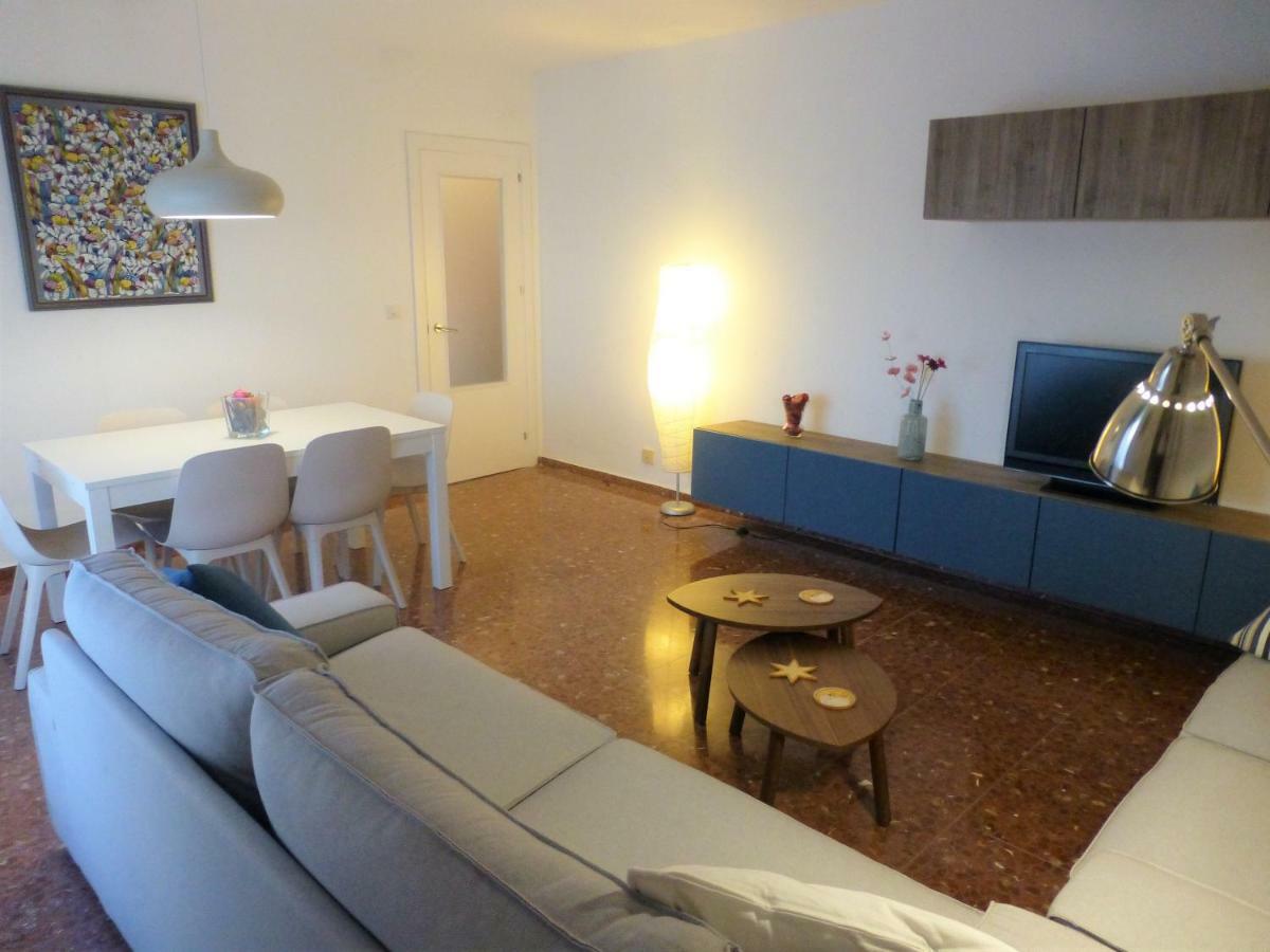 Apartamento Centrico Y Luminoso エステポナ エクステリア 写真