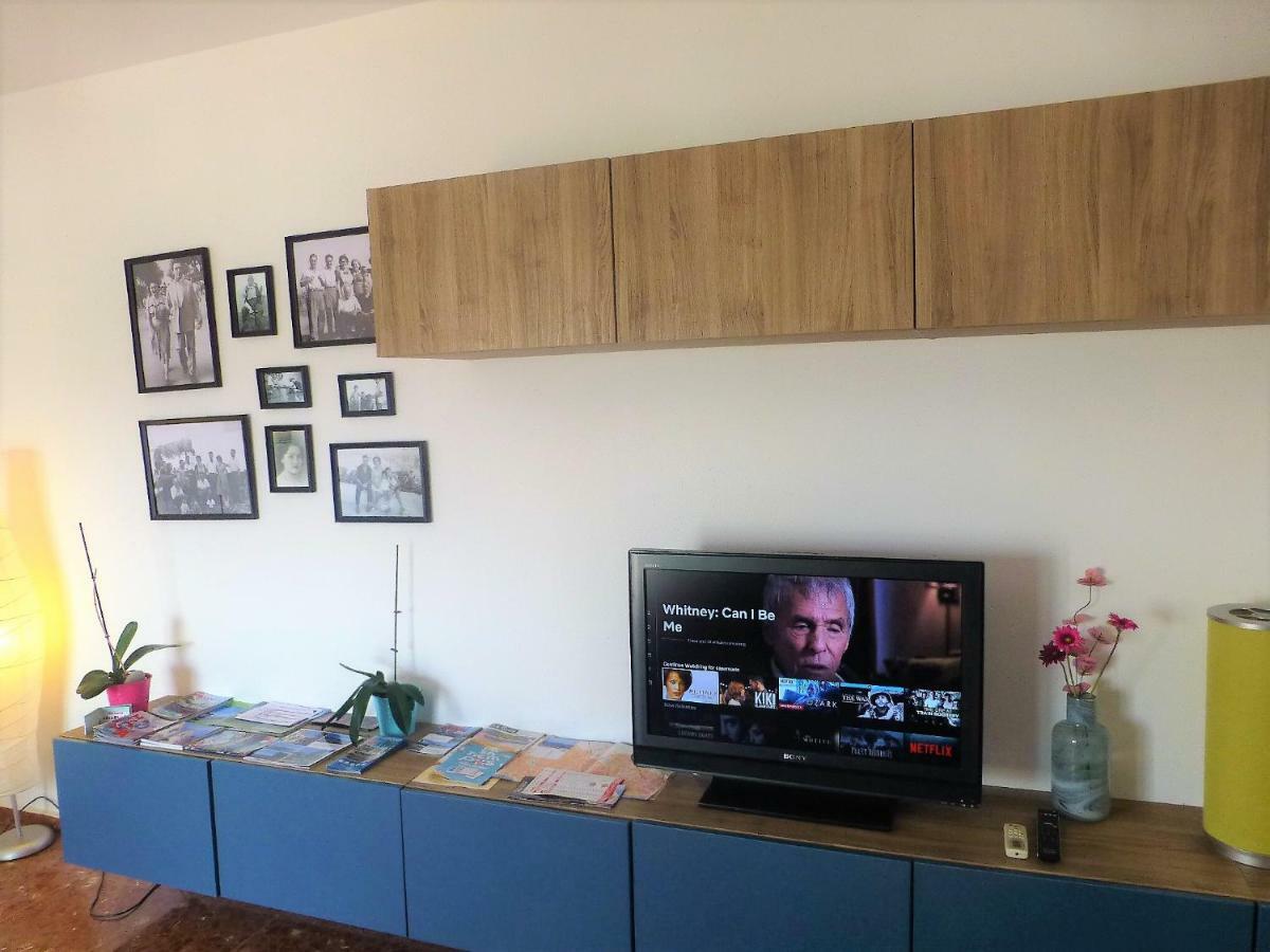 Apartamento Centrico Y Luminoso エステポナ エクステリア 写真